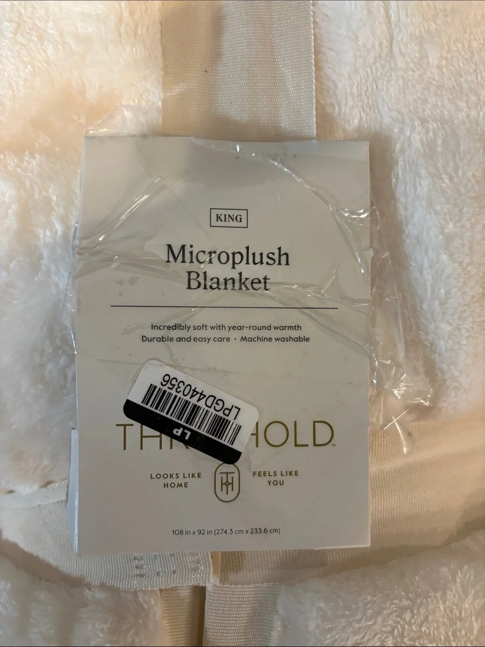Threshold Plush Microplush Blanket Throw in Cream